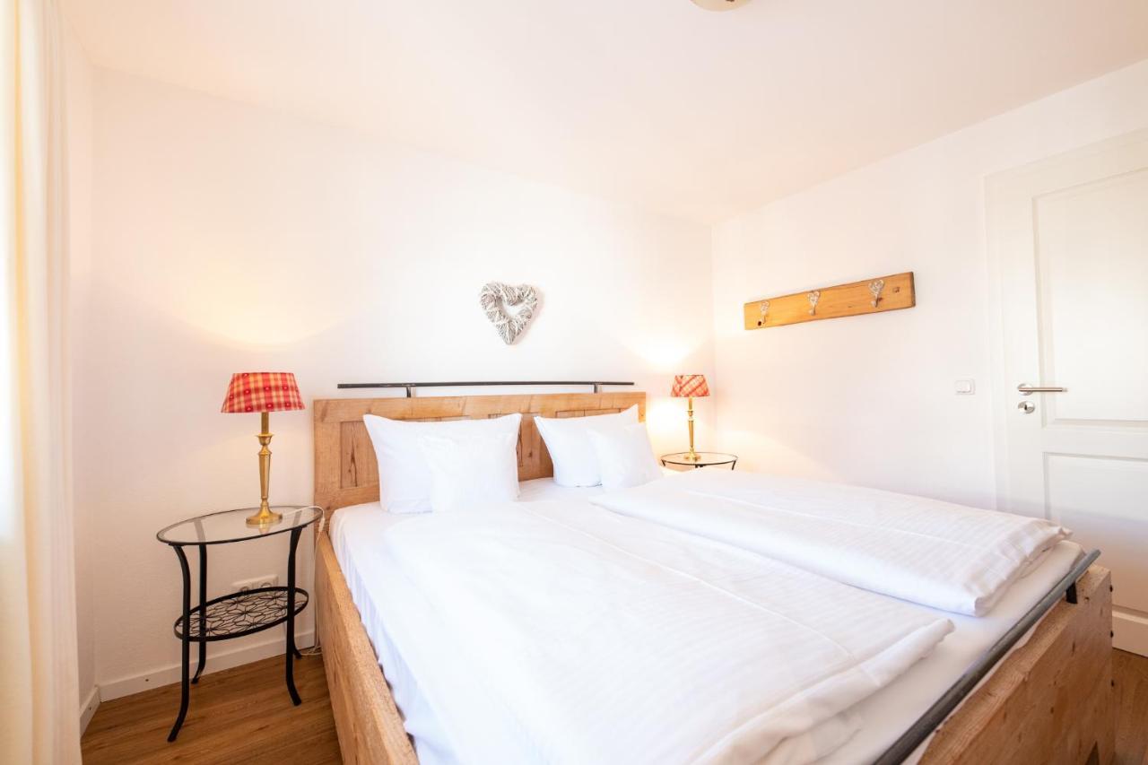 Kloana Waxlstoa Apartment การ์มิช-พาร์เทนเคียร์เชน ภายนอก รูปภาพ