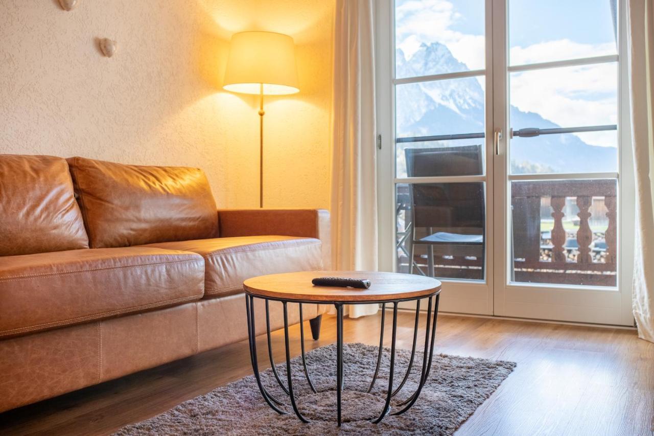 Kloana Waxlstoa Apartment การ์มิช-พาร์เทนเคียร์เชน ภายนอก รูปภาพ
