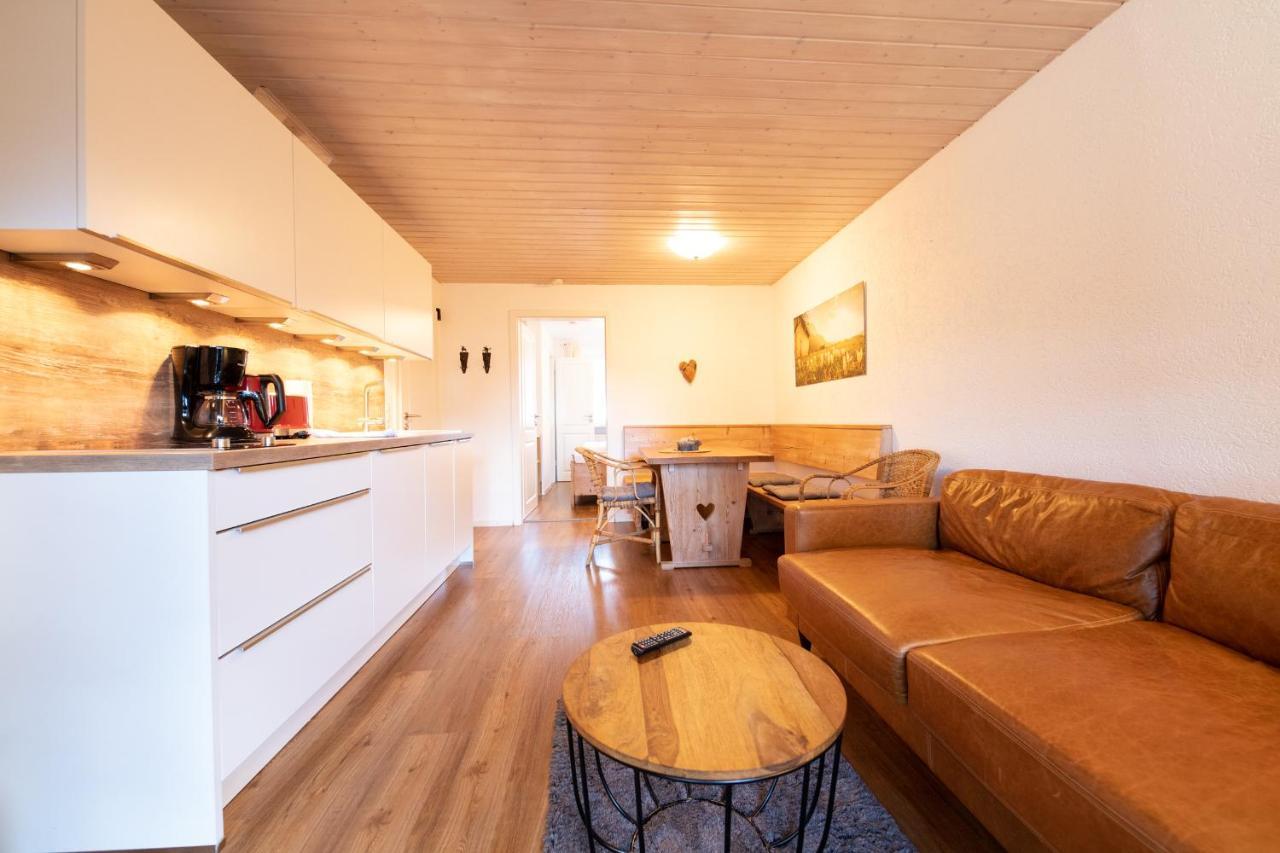 Kloana Waxlstoa Apartment การ์มิช-พาร์เทนเคียร์เชน ภายนอก รูปภาพ